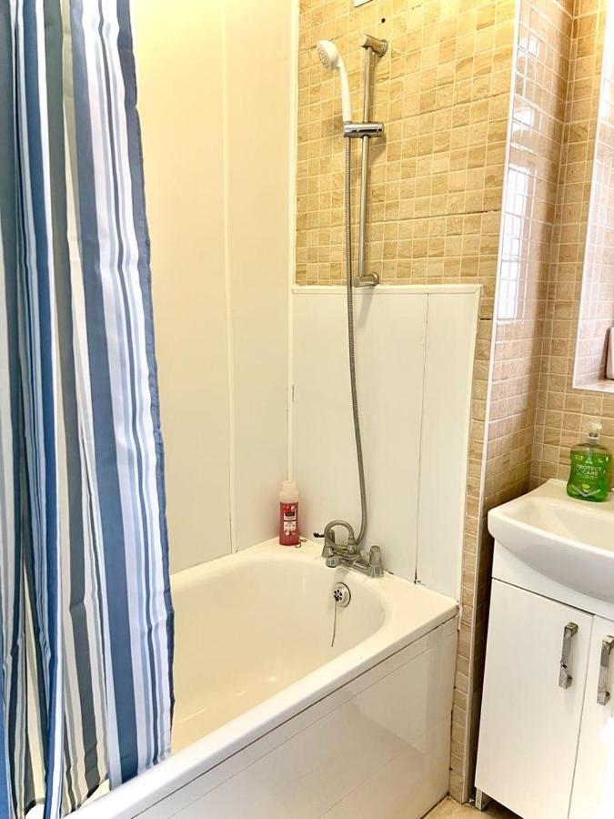 Shadwell Holiday Rooms Лондон Екстериор снимка